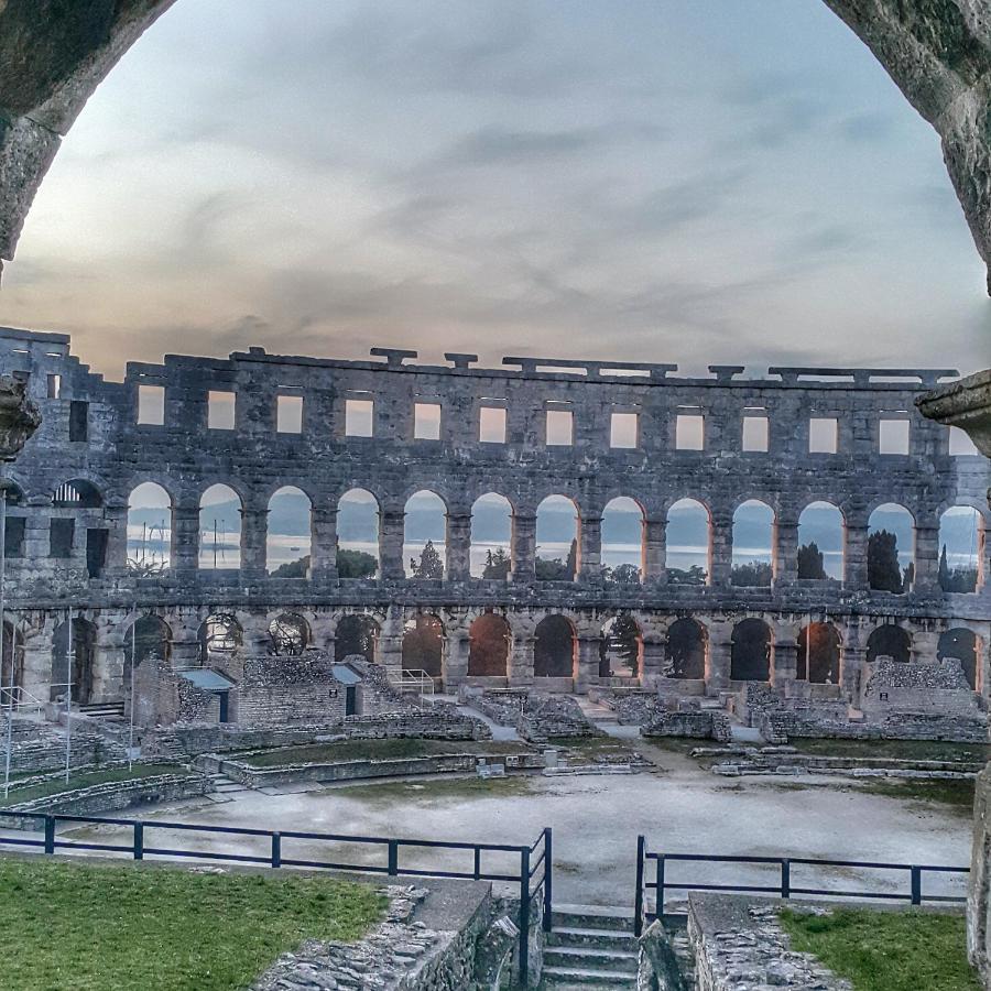 Apartmani Val Pola Esterno foto