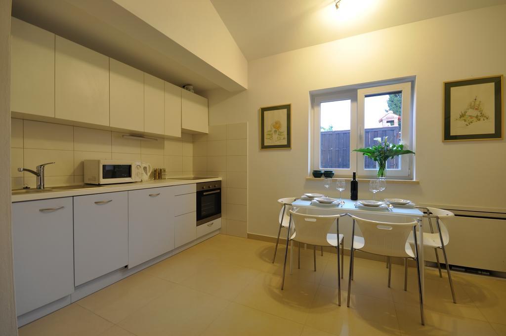Apartmani Val Pola Esterno foto
